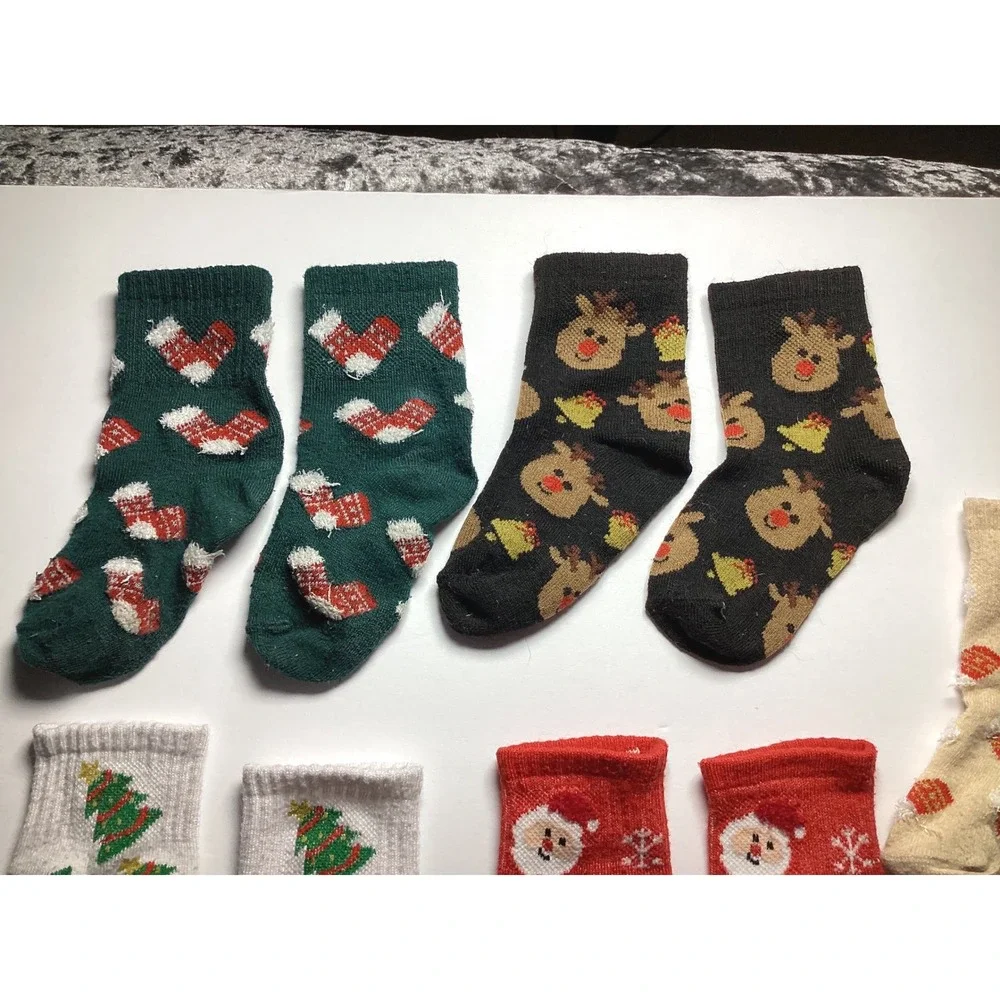 Unbranded Holiday/Christmas/Winter Socks BUNDLE of 5 sets Toddler
